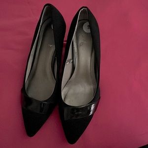 Life Stride, 9M, Black Suede and Patton leather, like new/gently worn